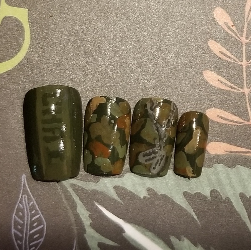 Military wife glue ons donating to charity